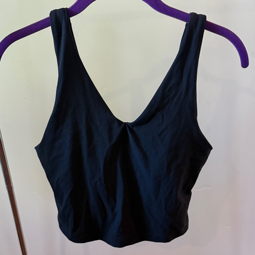 Transcend V-Neck Crop Sports Bra D-DD